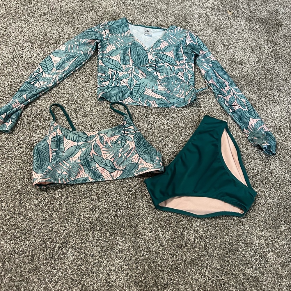 Swimsuit, three piece set